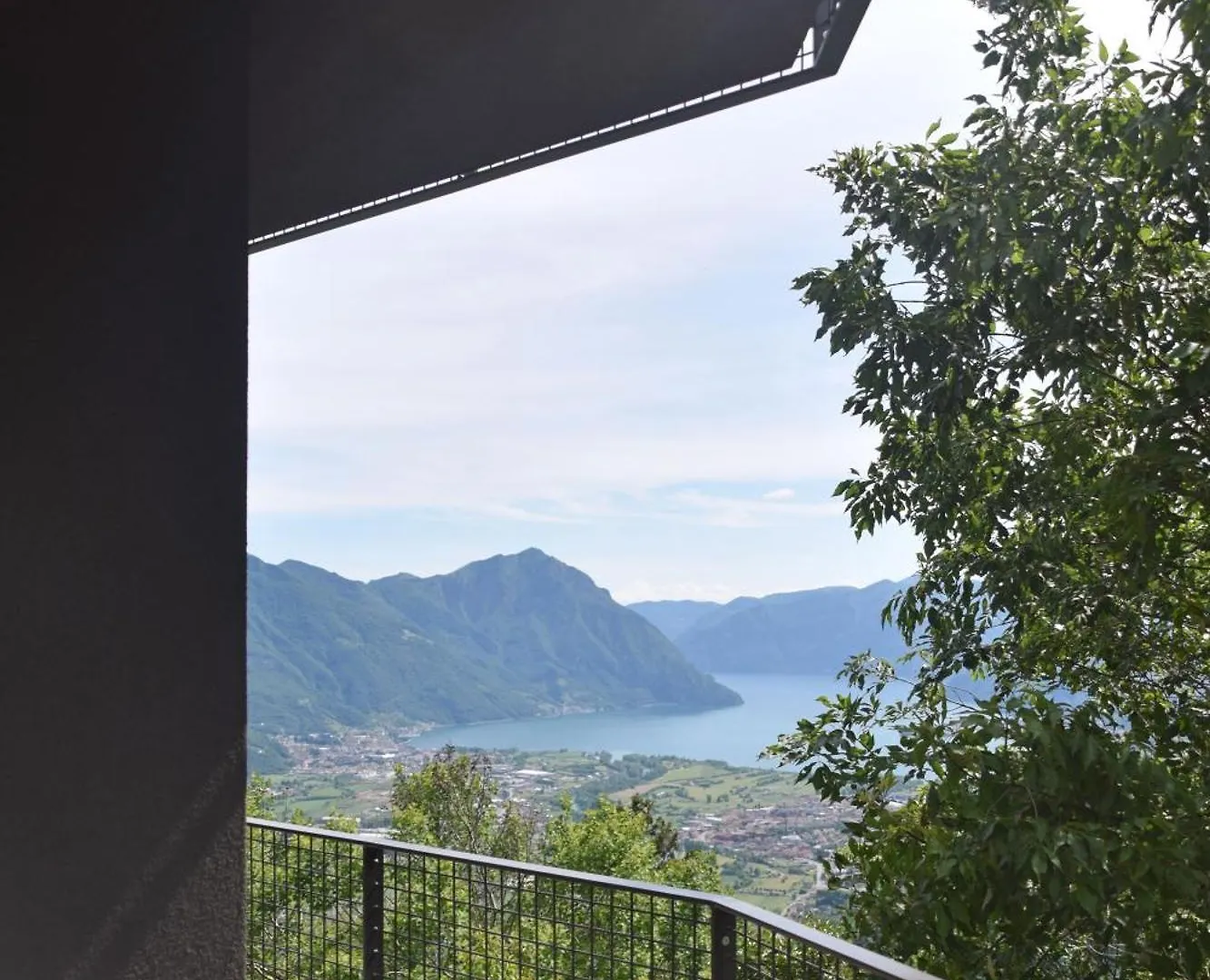 Guest house La Casa Di Cesare Hotel Rogno Italy