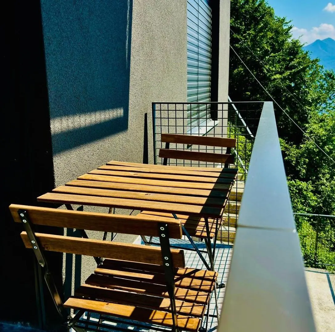 La Casa Di Cesare Hotel Rogno