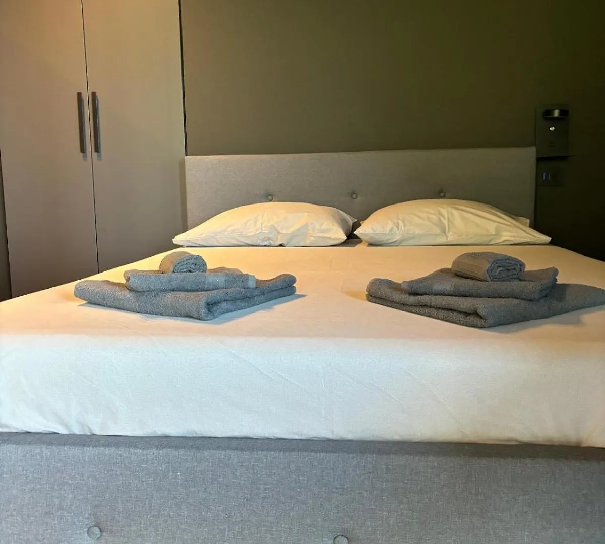 La Casa Di Cesare Hotel Rogno Guest house
