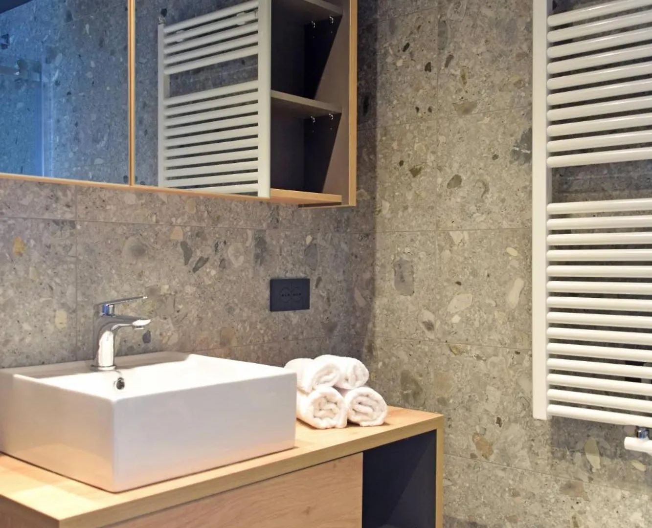 La Casa Di Cesare Hotel Rogno Guest house